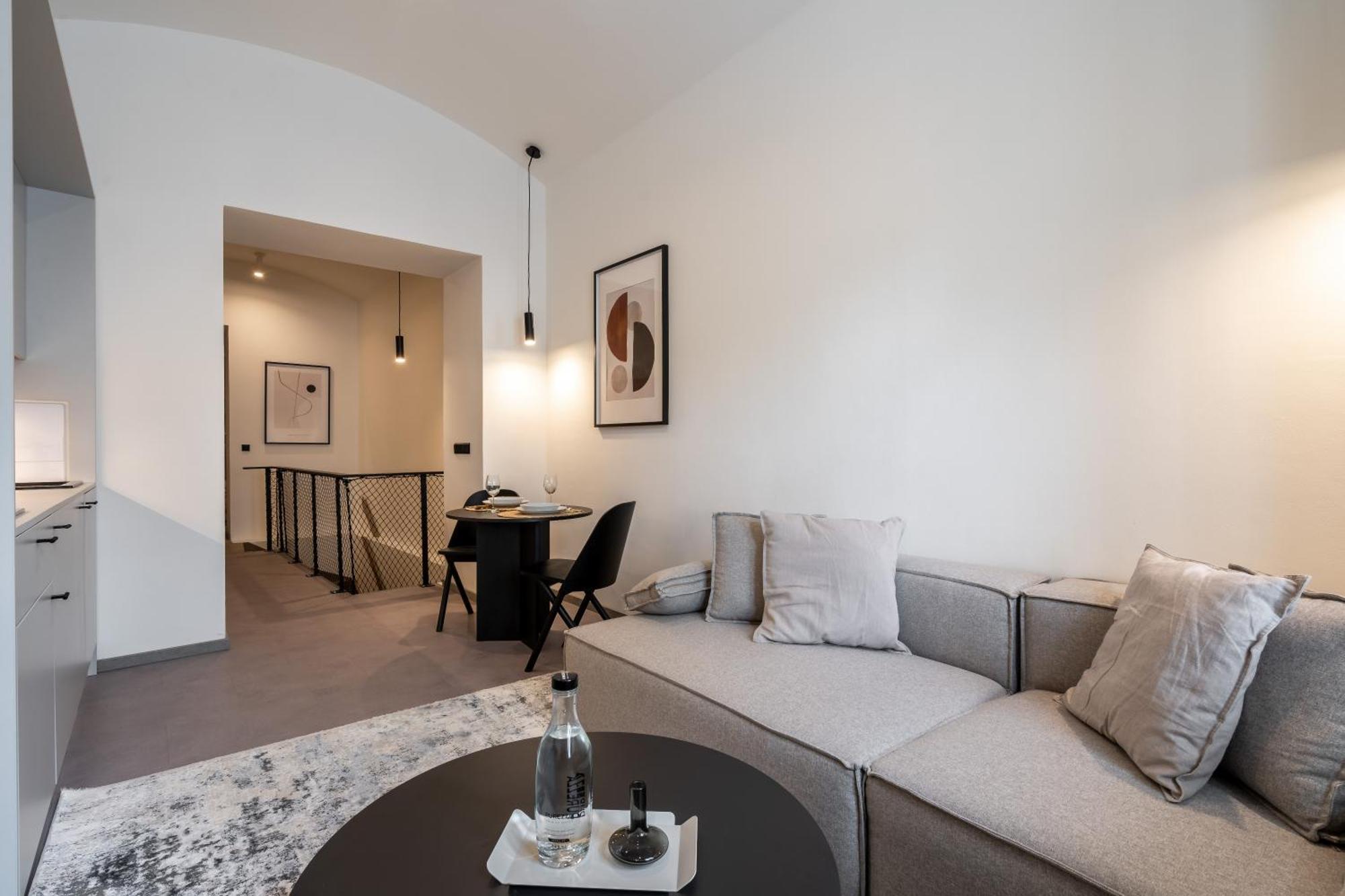 Aparthotel Honest Karlin Praga Esterno foto